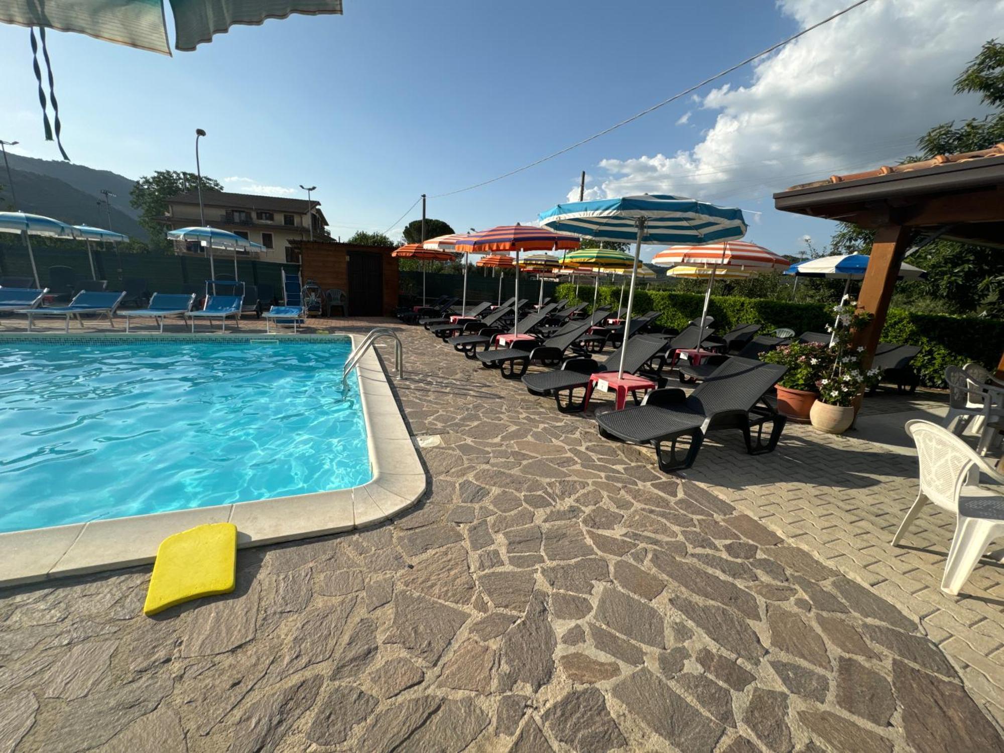 Azienda Agrituristica Pericle Montella Eksteriør billede