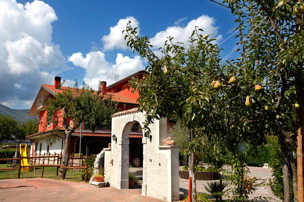 Azienda Agrituristica Pericle Montella Eksteriør billede