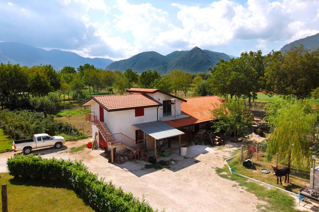 Azienda Agrituristica Pericle Montella Eksteriør billede