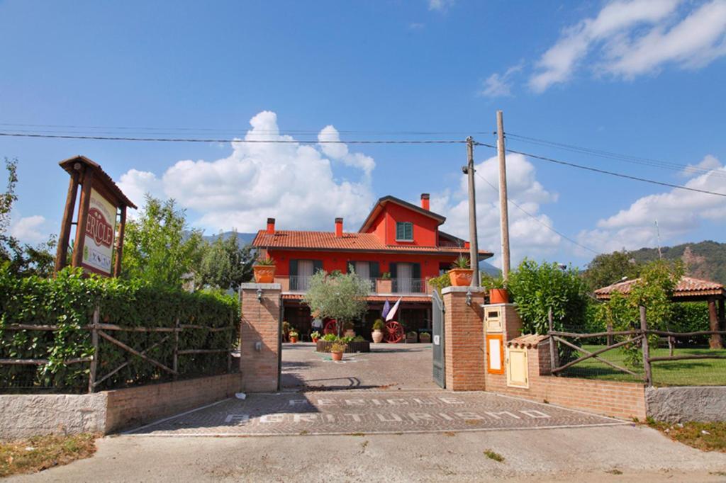 Azienda Agrituristica Pericle Montella Eksteriør billede