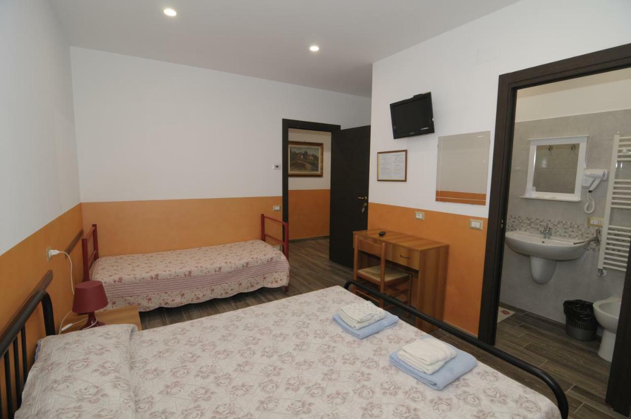 Azienda Agrituristica Pericle Montella Eksteriør billede